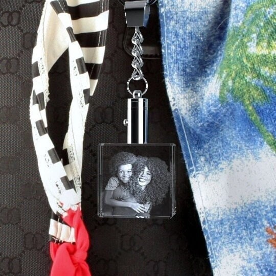 Custom Photo Crystal Keychain, Personalized Gift, Laser Etched Print, Best Friend, Pet Memorial, Luxurious Accessory, Stylish LED Picture